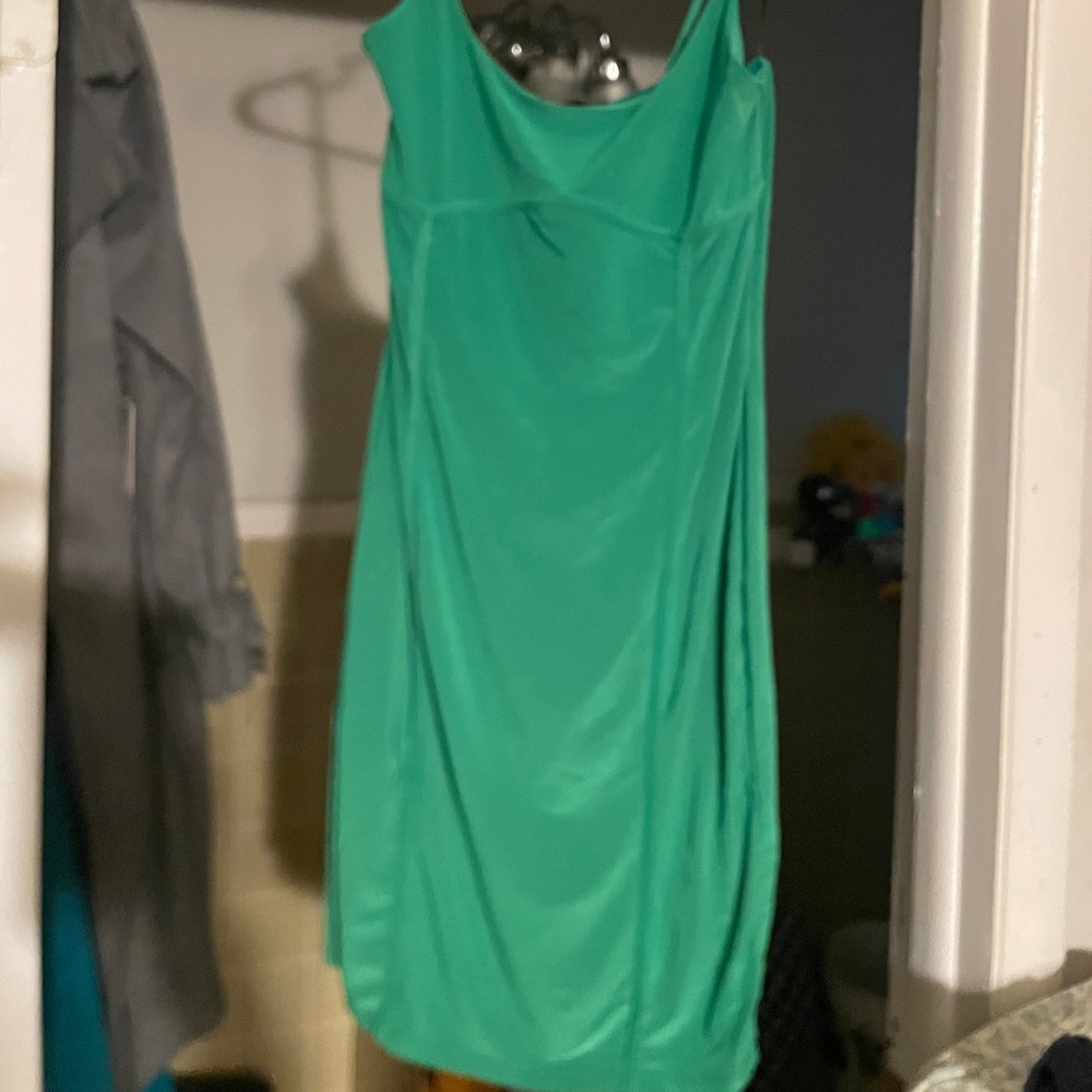 21 Saints Green Garment
